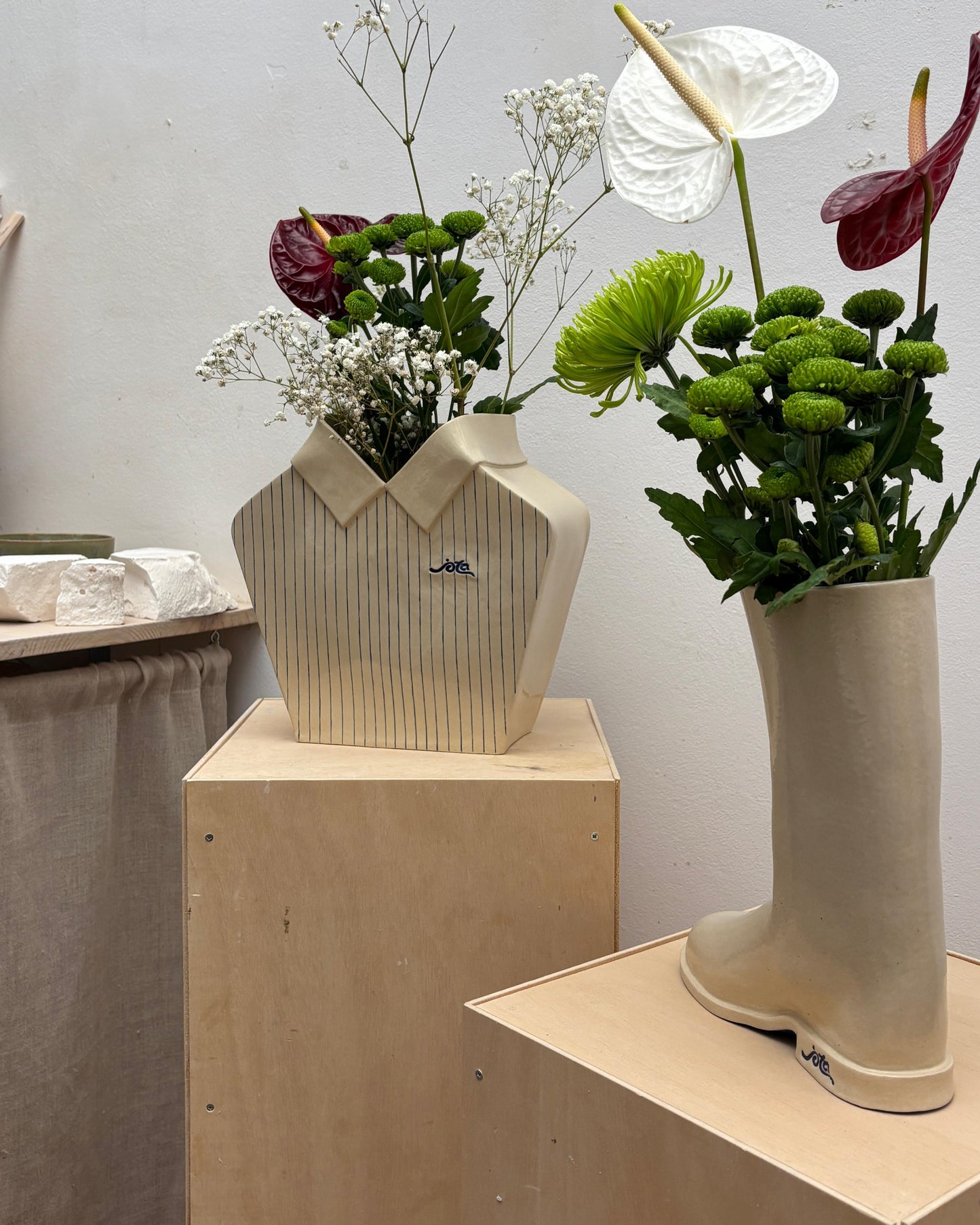 BOOT VASE