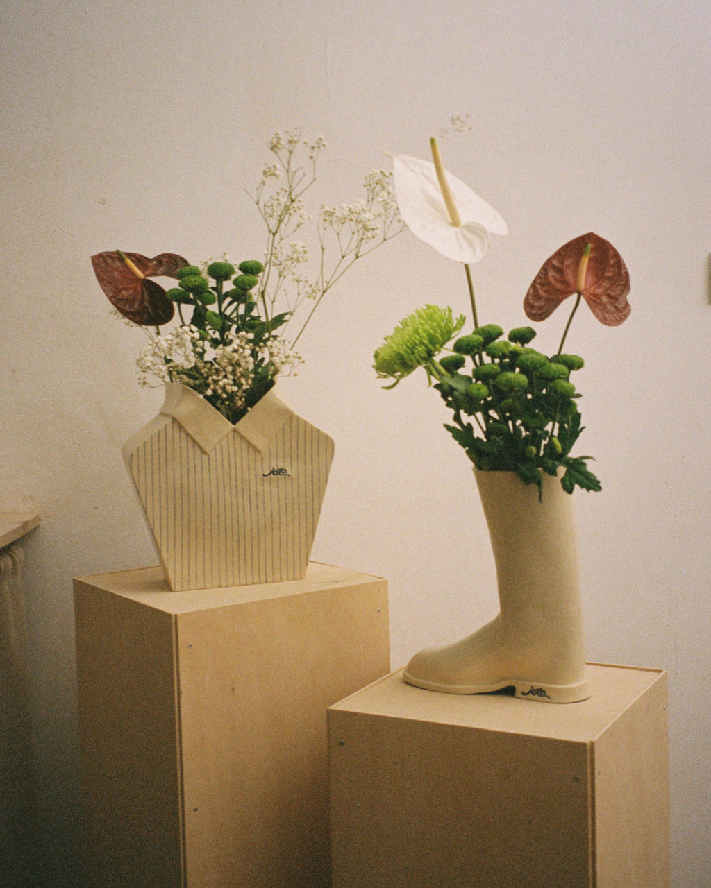 BOOT VASE